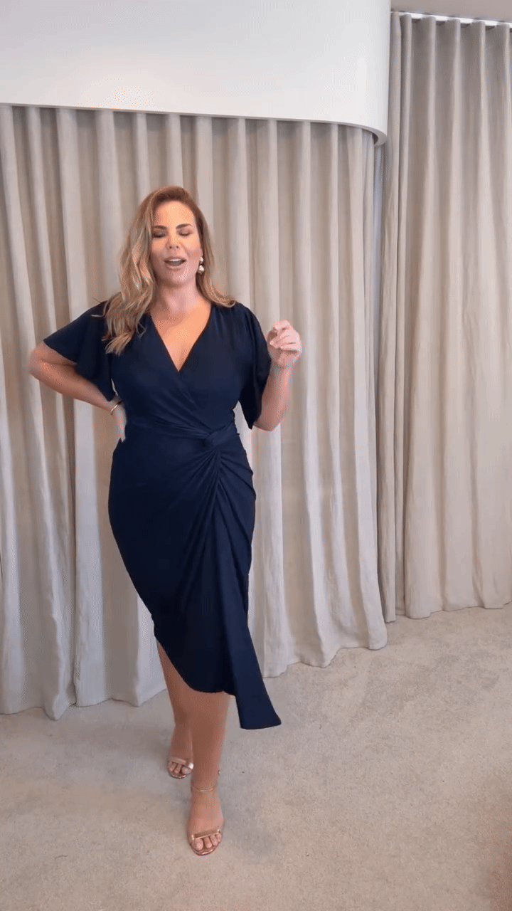 <h2>CUSTOMERS LOVE OUR BOUTIQUE</h2>